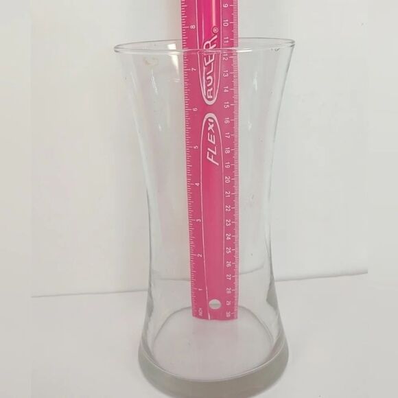 Vintage 70s Clear glass Vase Gathering 8 inches Vase Flowers Seashells - Picture 8 of 12